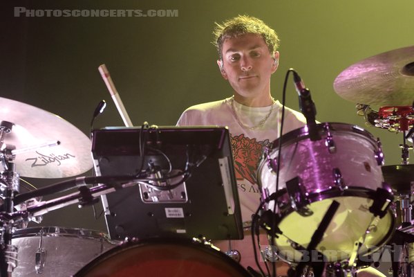 GLASS ANIMALS - 2022-09-07 - PARIS - Olympia - Joseph Seaward